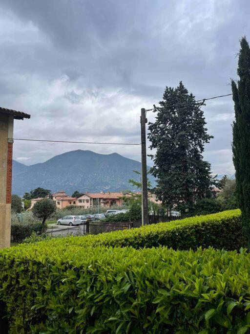 A Due Passi Dal Lago Iseo Bagian luar foto